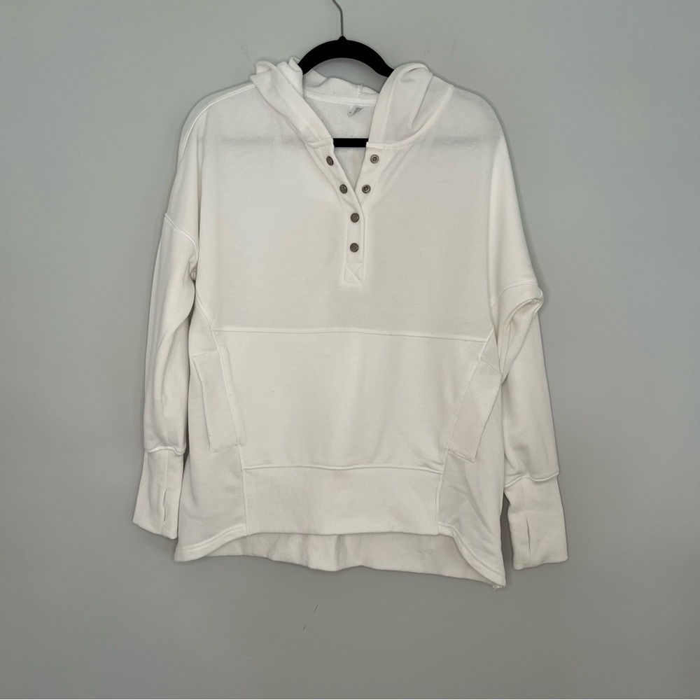 Anrabess White Hoodie – Size S.